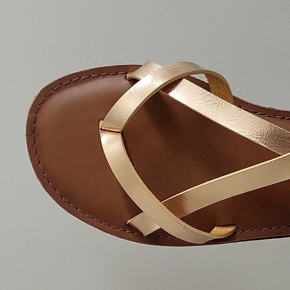 ROUGE - Picture 1 of 6